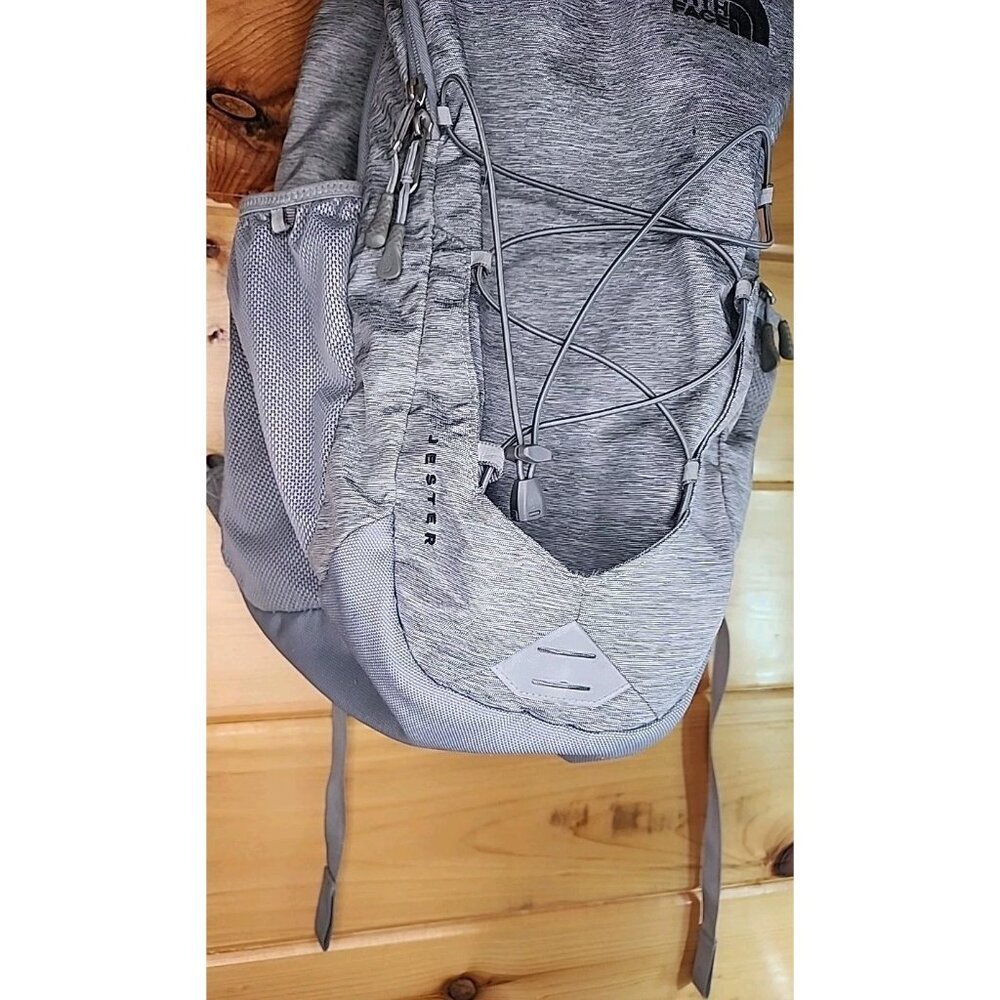 UNISEX, MEN AND WOMEN NORTH FACE JESTER GREY BACKPACK - Picture 2 of 13